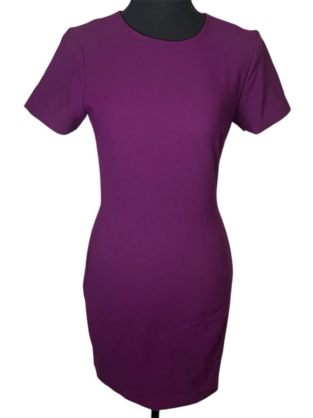 Likely Manhattan Sheath Dress Sz 2 Purple Short Sleeve Crew Neck Zipper Plum - Picture 2 of 10